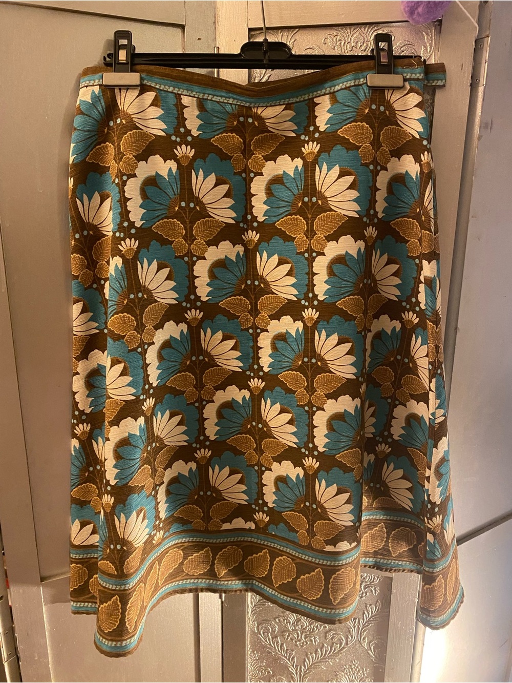 Floral Patterned Skirt - Anne carson. Silk